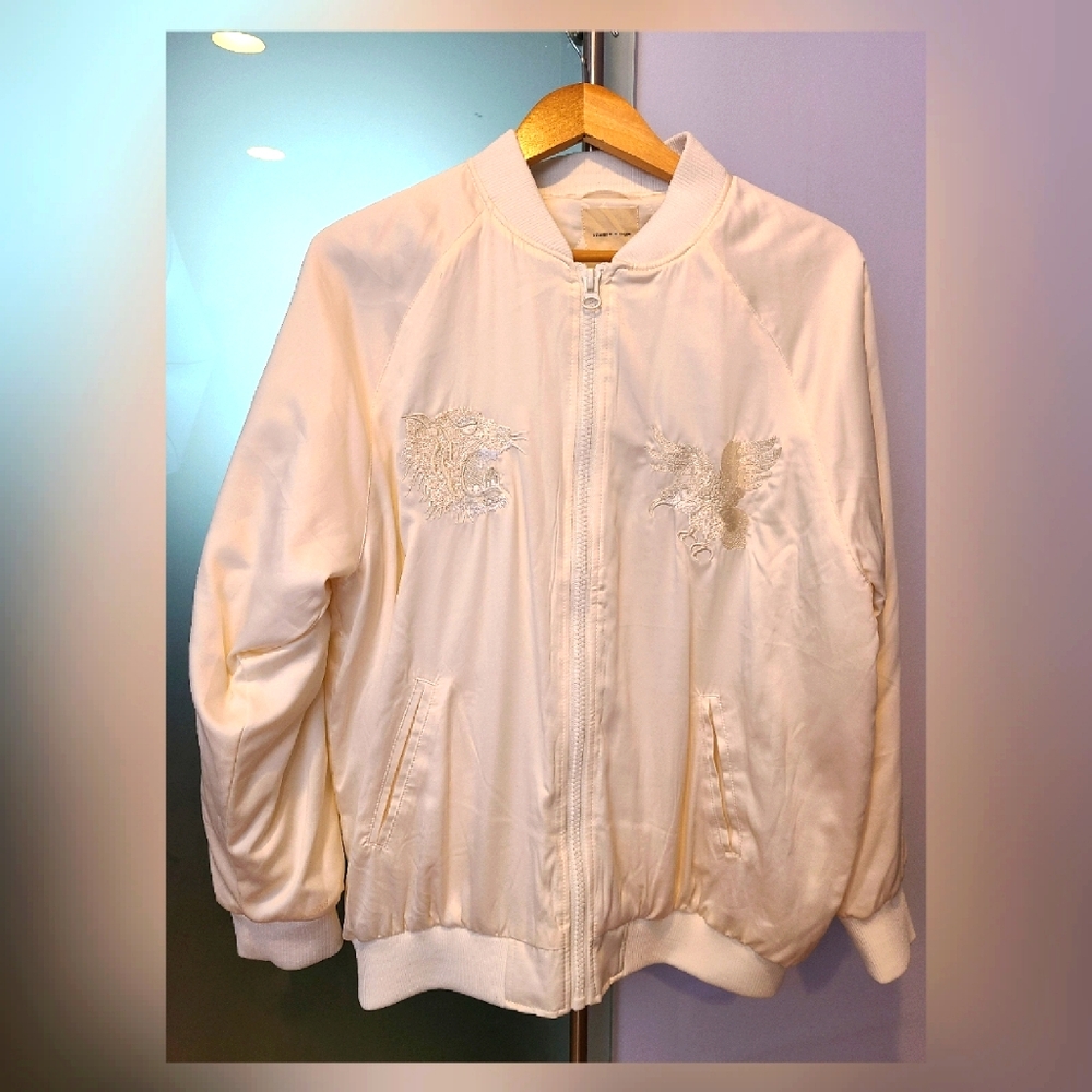 Silence + Noise Ivory Bomber NWT, Satin feel